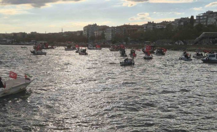 Tekirdağ’da onlarca tekne Sumud Filosu’na destek için denize açıldı