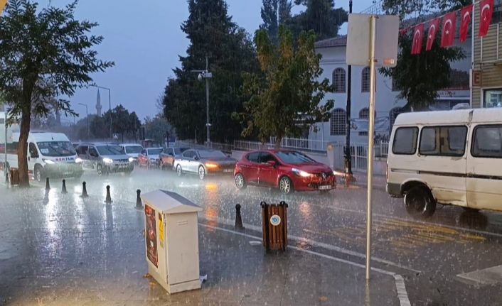Tekirdağ’da sağanak yağış