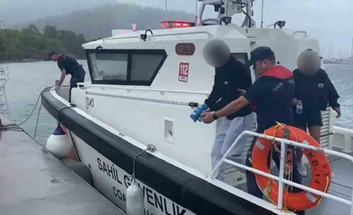 Teknede yaralanan vatandaşa Sahil Güvenlik’ten tıbbi tahliye
