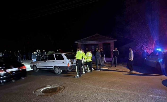 Tokat’ta motosiklet otomobile çarptı: 2 yaralı