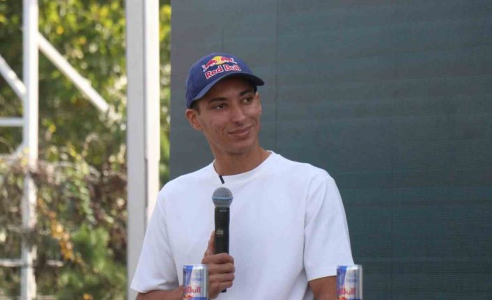 Toprak Razgatlıoğlu: "Hedefimiz her zaman kazanmak ve şampiyonluk elde etmek"