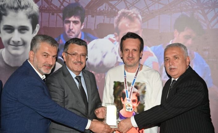 Trabzon’da futbolun kalbi Emir Yuşa için attı
