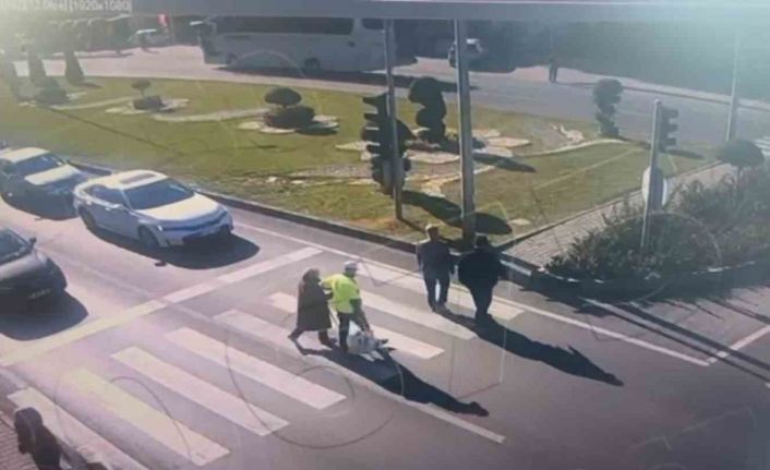 Trafik polisinden örnek davranış