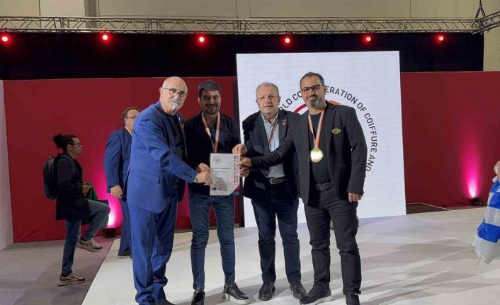 Türk kuaför İngiltere’de dünya sahnesinde