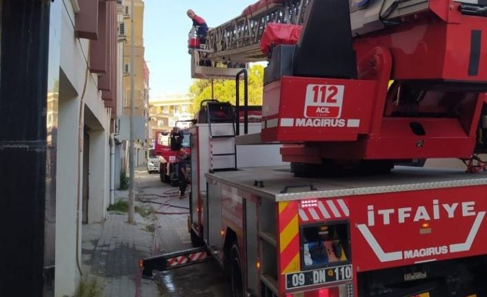 Tuvalette mahsur kalan şahıs kurtarıldı