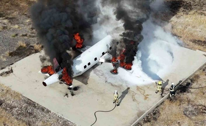 ‘Uçak kaza kırıma uğradı’ tatbikatı nefes kesti