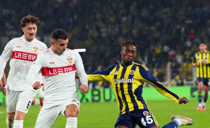 UEFA Avrupa Ligi: Fenerbahçe: 1 - Stuttgart: 0 (İlk yarı)