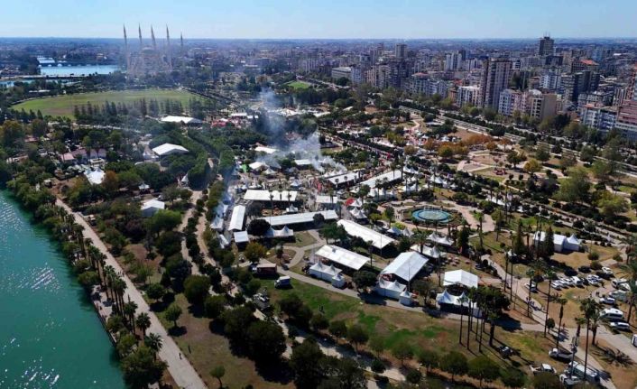 Uluslararası Adana Lezzet Festivali’ne yoğun ilgi