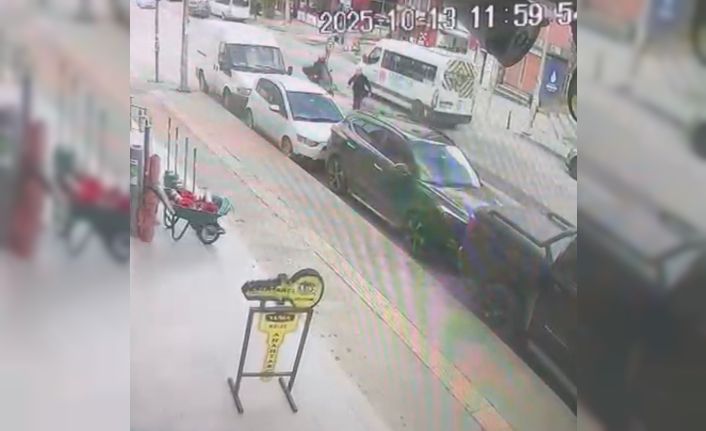 Ümraniye’de feci kaza: Motosiklet yayaya çarptı