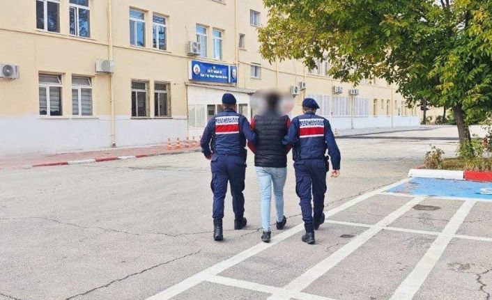 Uşak jandarmasından uyuşturucu operasyonu