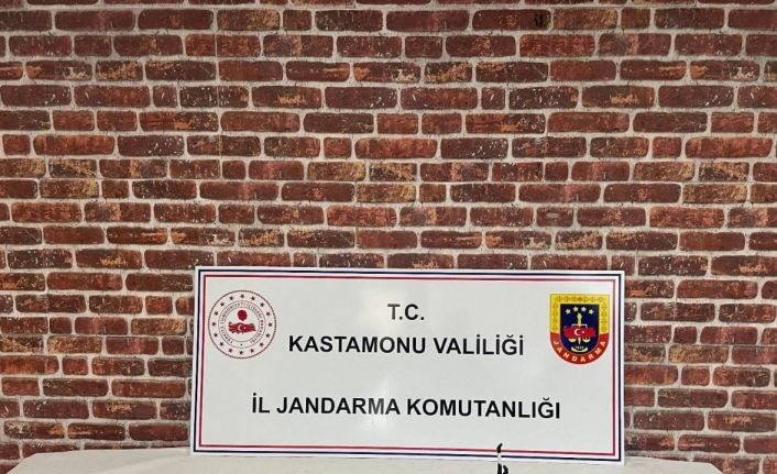 Uyuşturucu operasyonunda yakalanan 4 sanığa 8 yıl 4 ay hapis cezası