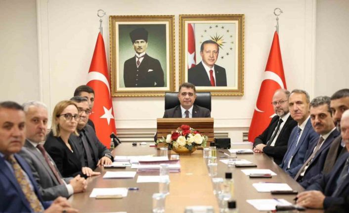 Vali Aslan, "İhtiyaç sahibi vatandaşlarımızın yanında olduk"