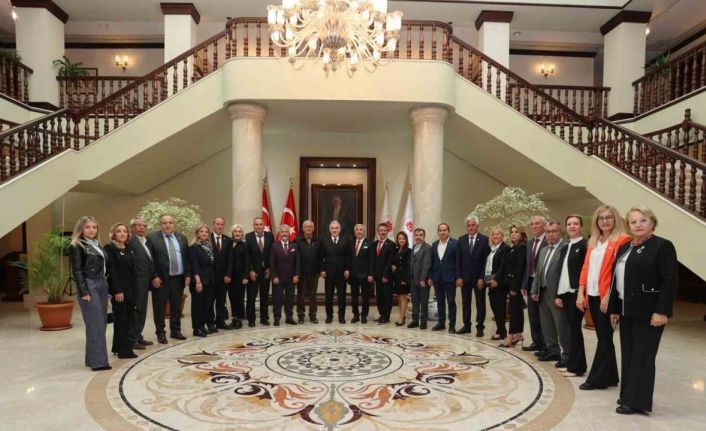 Vali Erol Ayyıldız, muhtarları ağırladı