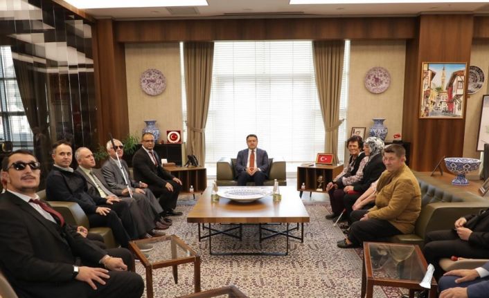 Vali Işın: "Engelli vatandaşlarımızın yaşamını daha da kolaylaştırmalıyız"