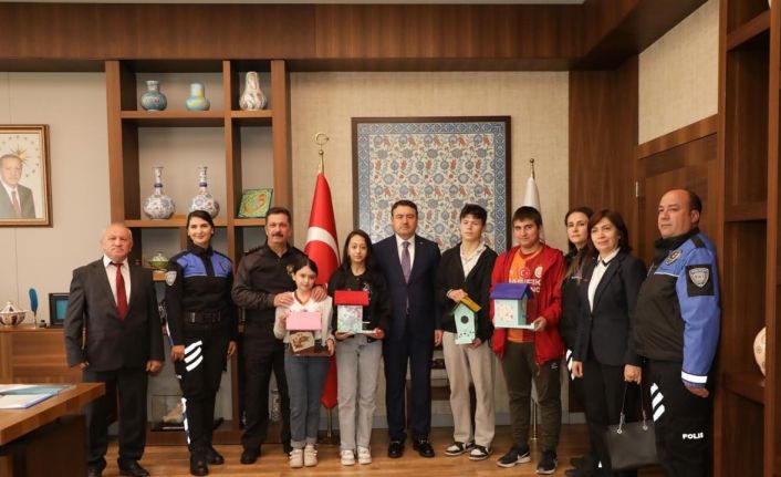 Vali Musa Işın, özel eğitim öğrencilerini kabul etti