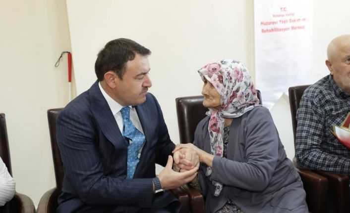 Vali Musa Işın’dan huzurevi ziyareti