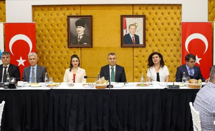 Vali Toros: "Muhtarlık, millet iradesinin tecellisidir"