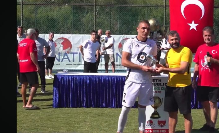 Van Masterler penaltılarda kaybetti: Turnuvayı Türkiye ikincisi olarak tamamladı