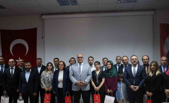 Van’da "Eğitimde İyi Örnekler" ödülleri sahiplerini buldu