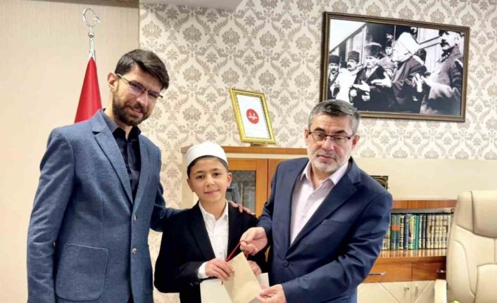 Van’da hafızlıkta bir ilk: 90 günde hafız oldu