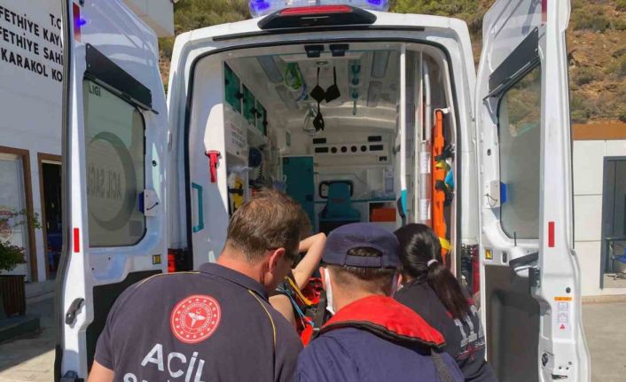 Yatta yaralanan vatandaşa Sahil Güvenlik’ten tıbbi tahliye