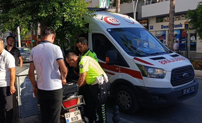 Yaya geçidinde ölümden döndü, o anlar güvenlik kamerasına yansıdı