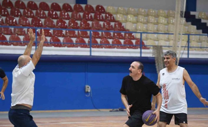 Yeni tesiste ilk maç Başkan Kotan’dan