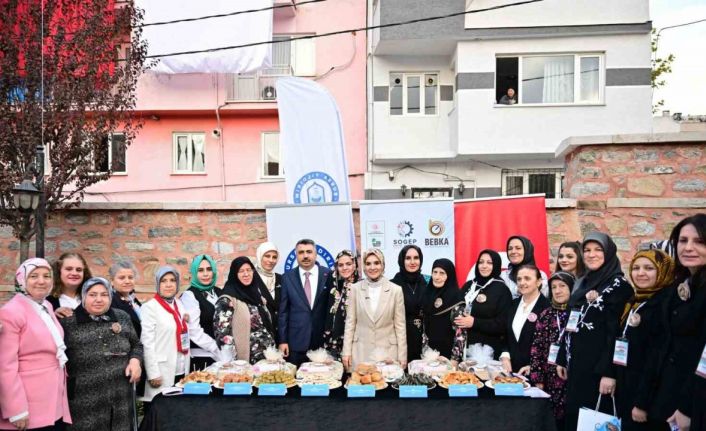 Yıldırım Sanat ve Zanaat Merkezi’ni Bakan Göktaş açtı