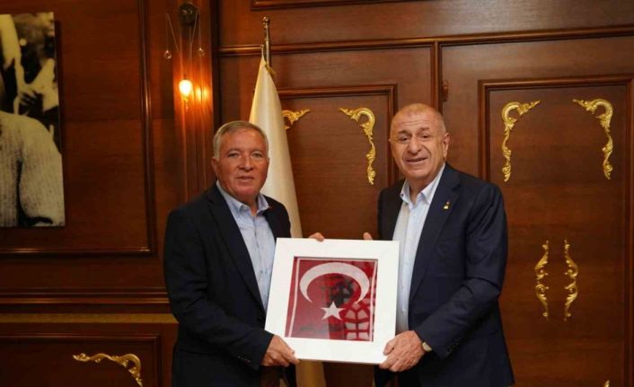 Zafer Partisi lideri Özdağ’dan Başkan Kepenek’e övgü; "Gerçekten kıskandım"