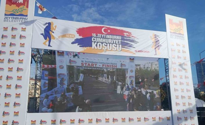 Zeytinburnu Uluslararası Cumhuriyet Koşusu bin 707 yarışmacıyla gerçekleşti