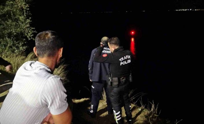 30 metrelik falezlerden kayalık alana düşen genç yaşamını yitirdi