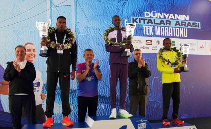 47. İstanbul Maratonu’nda kazananlar ödüllerini aldı