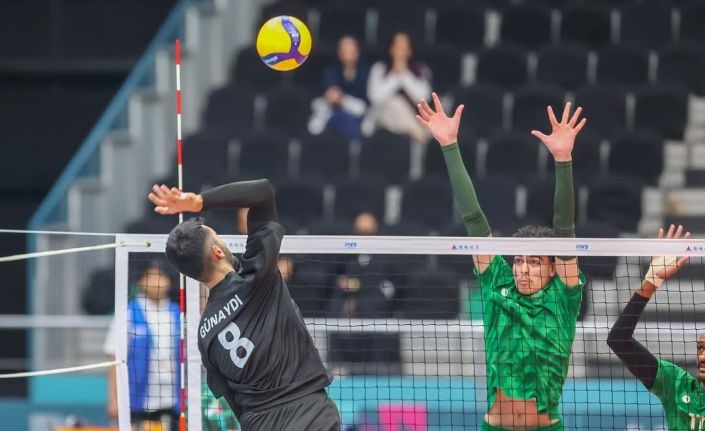 A Milli Erkek Voleybol Takımı, finale yükseldi