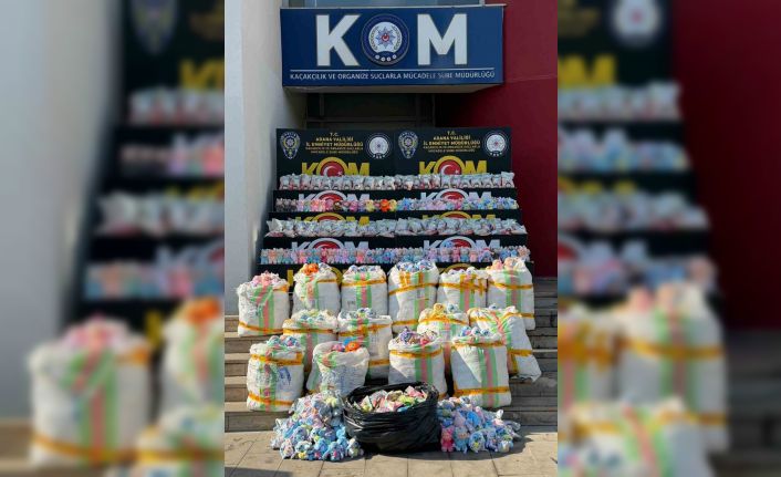 Adana’da 2 bin 605 gümrük kaçağı "Labubu" oyuncak ele geçirildi