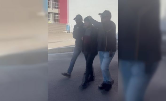 Adana’da FETÖ firarisi öğretmen yakalandı:  Özel harekât polislerinden sorumluymuş