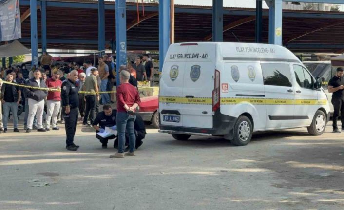 Adana’da semt pazarını kana buladılar: 2 ölü, 5 yaralı