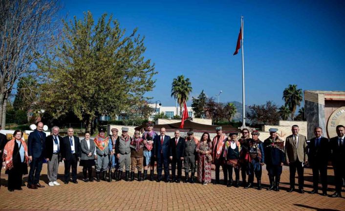 ADÜ’de "Geçmişten Geleceğe Aydın" sempozyumu başladı