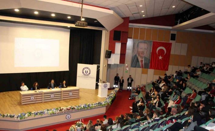 ADÜ’de "Öğretmenlik Yolunda: Deneyimden İlham Almak" etkinliği gerçekleştirildi