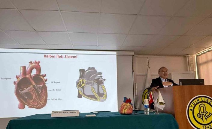 ADÜ’lü akademisyen Aydın Lisesi’nde öğrencilerle buluştu