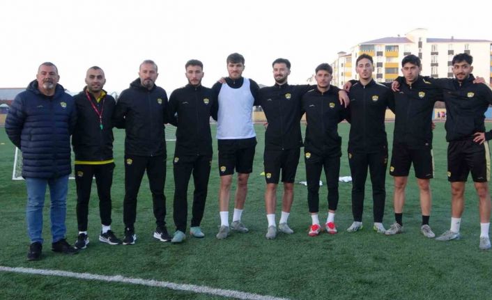 Ağrı 1970 Spor’da büyük kriz: 17 futbolcuya ceza, kadro 7 oyuncuya düştü