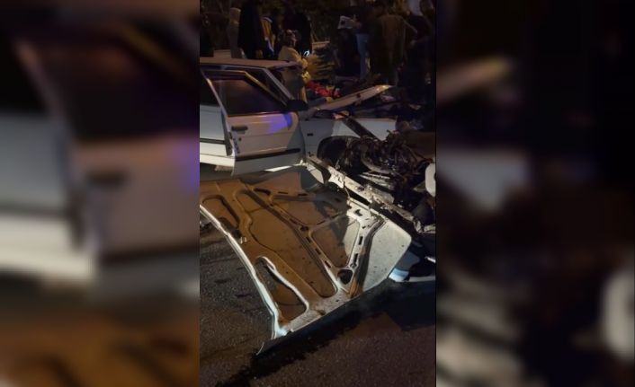 Ahlat’ta iki araç çarpıştı: 5 kişi yaralandı