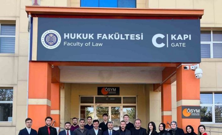 AK Parti İl Başkanı İbrahim Küçükoğlu, Atatürk Üniversitesi Hukuk Fakültesi öğrencileriyle buluştu