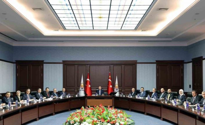 AK Parti MYK başladı