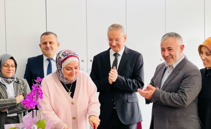 AK Parti öğretmenleri unutmadı