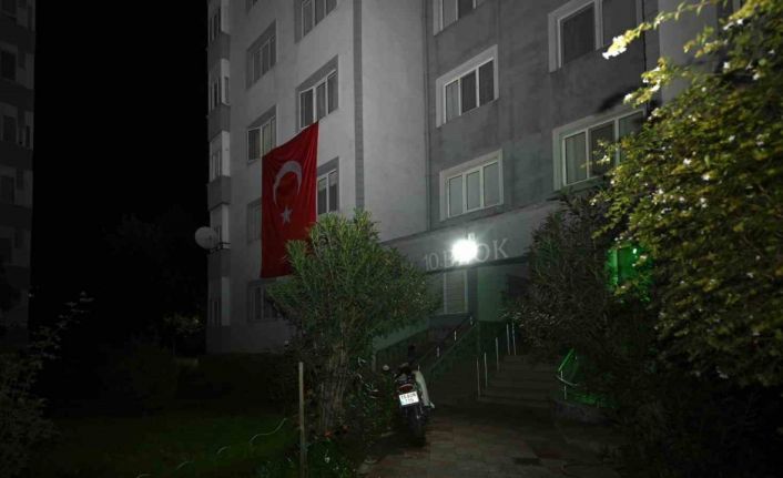 AK Parti, şehit ailesini ziyaret etti