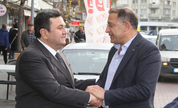 AK Partili İlçe Başkanları Kula’da bir araya geldi