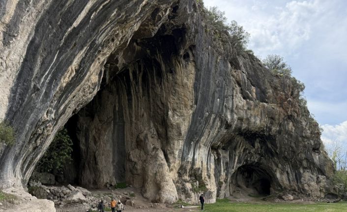 Akdeniz Üniversitesi’nden bilim dünyasına ışık