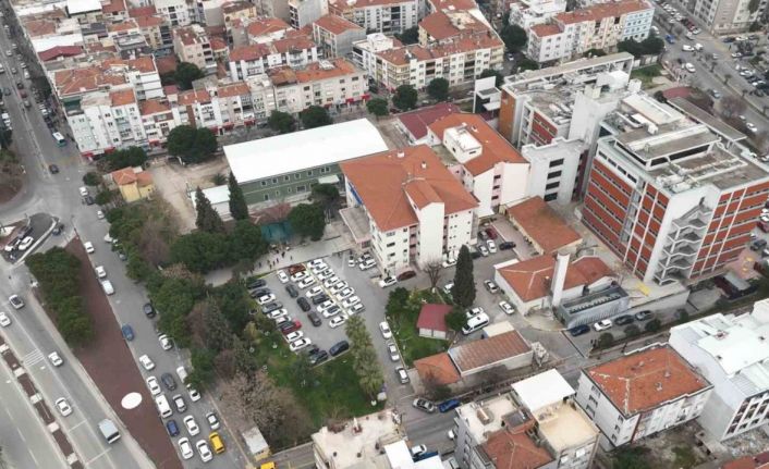 Akhisar’da lazerle böbrek taşı tedavisine başlandı