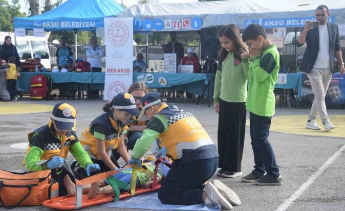 Aksu’da "Sağlıklı Çocuk, Sağlıklı Gelecek" programı ilgi gördü