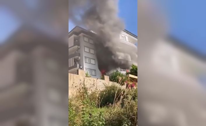 Alanya’da 5 katlı binada korkutan yangın